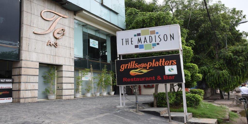 Hotel The Madison Nuova Delhi Esterno foto